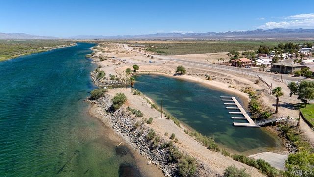 8314 S Smoketree Lane, Mohave Valley, AZ 86440