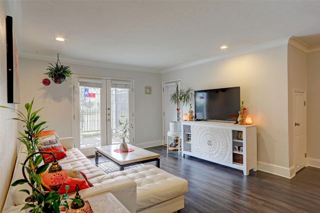 7736 Meadow Road 102, Dallas, TX 75230