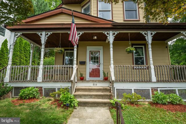 814 N PENNSYLVANIA AVE, Yardley, PA 19067