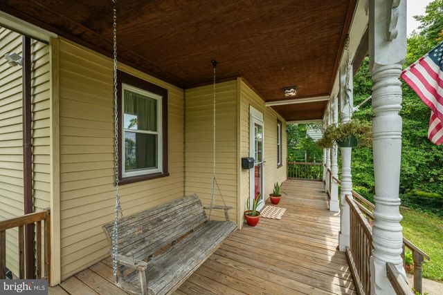 814 N PENNSYLVANIA AVE, Yardley, PA 19067