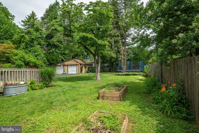 814 N PENNSYLVANIA AVE, Yardley, PA 19067
