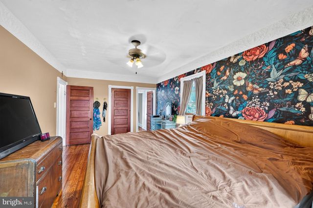 814 N PENNSYLVANIA AVE, Yardley, PA 19067