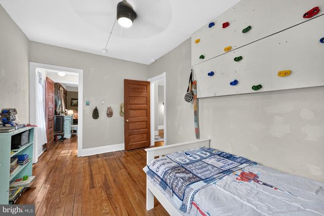 814 N PENNSYLVANIA AVE, Yardley, PA 19067