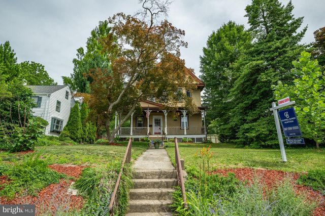 814 N PENNSYLVANIA AVE, Yardley, PA 19067