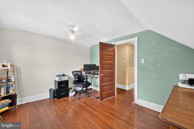 814 N PENNSYLVANIA AVE, Yardley, PA 19067