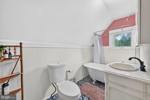 814 N PENNSYLVANIA AVE, Yardley, PA 19067