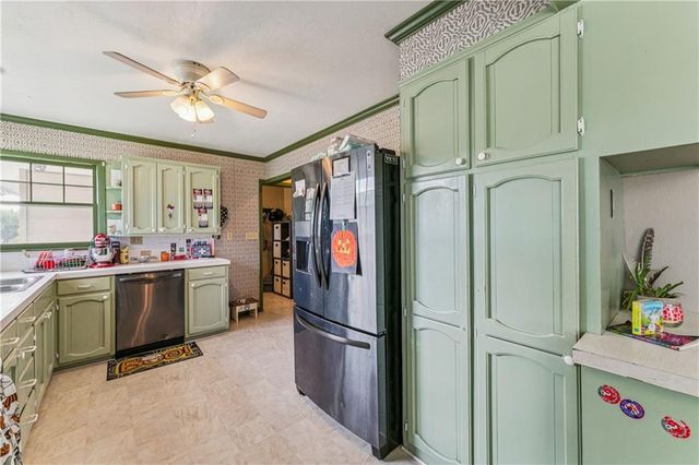 1210 S Gordon Street, Concordia, MO 64020