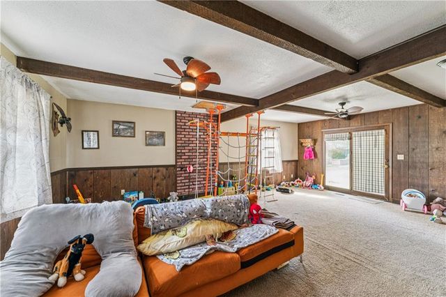 1210 S Gordon Street, Concordia, MO 64020