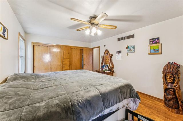 1210 S Gordon Street, Concordia, MO 64020