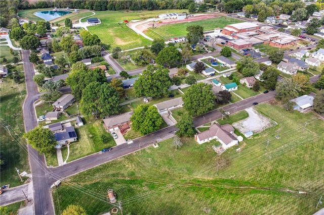 1210 S Gordon Street, Concordia, MO 64020