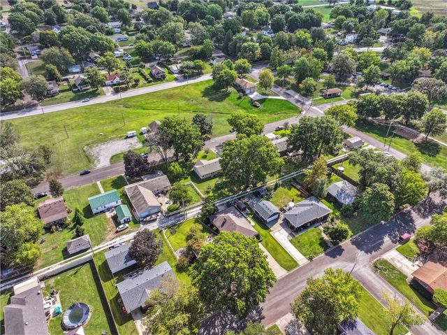 1210 S Gordon Street, Concordia, MO 64020