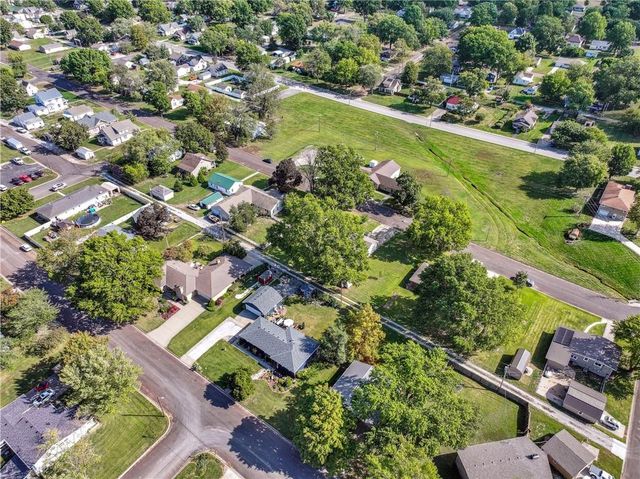 1210 S Gordon Street, Concordia, MO 64020