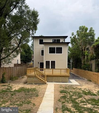 217 SHERIDAN ST NW, Washington, DC 20011