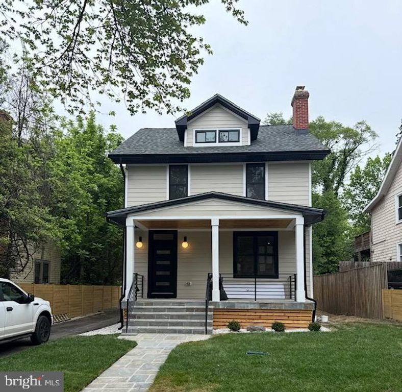 217 SHERIDAN ST NW, Washington, DC 20011