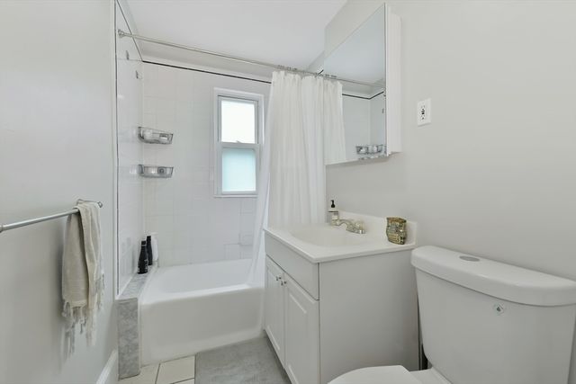 6 Brewer St 2, Cambridge, MA 02138