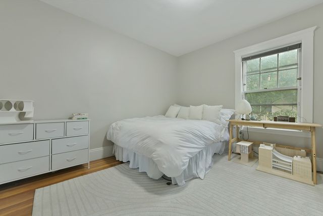 6 Brewer St 2, Cambridge, MA 02138