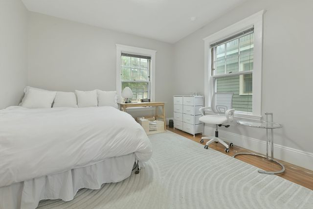 6 Brewer St 2, Cambridge, MA 02138