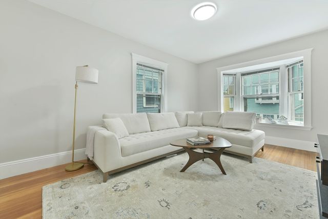 6 Brewer St 2, Cambridge, MA 02138