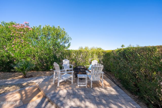 12207 N DESERT SAGE Drive B, Fountain Hills, AZ 85268