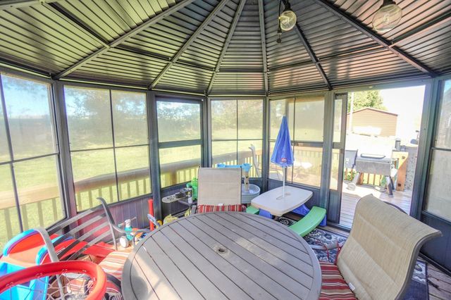 137 Hawkins Rd, Westmoreland, TN 37186