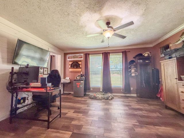 137 Hawkins Rd, Westmoreland, TN 37186