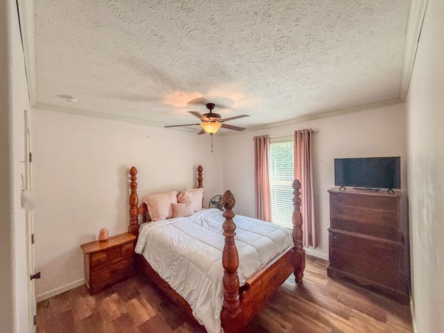 137 Hawkins Rd, Westmoreland, TN 37186