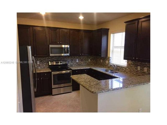 8444 Lakeview Trail, Parkland, FL 33076