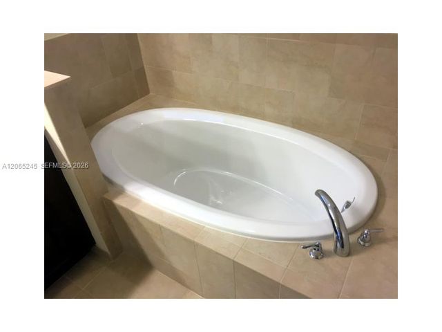 8444 Lakeview Trail, Parkland, FL 33076