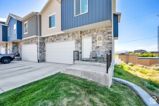 20 S WALKER LN, North Salt Lake, UT 84054