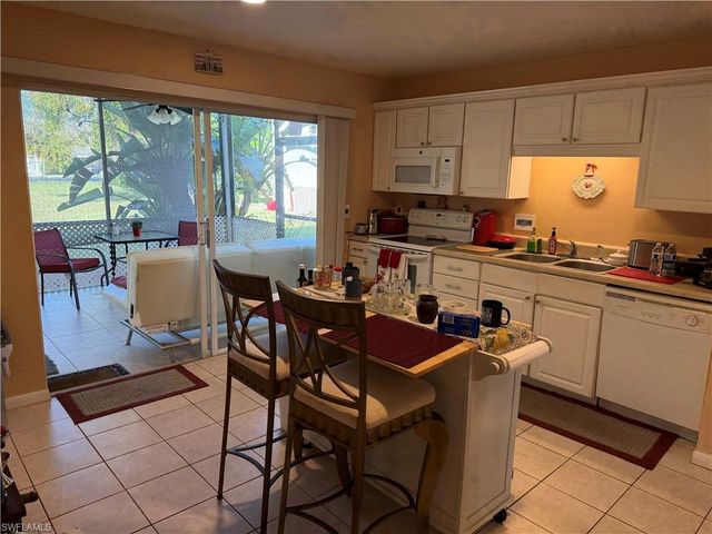 5352 16th PL SW G2, Naples, FL 34116