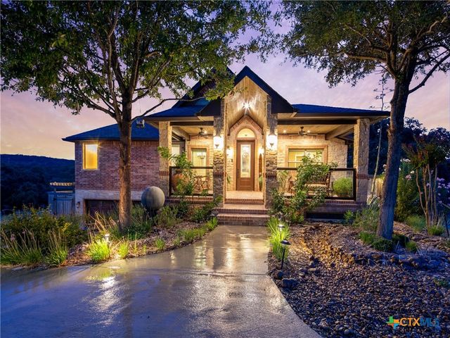 259 Oak Hideaway Drive, Canyon Lake, TX 78133