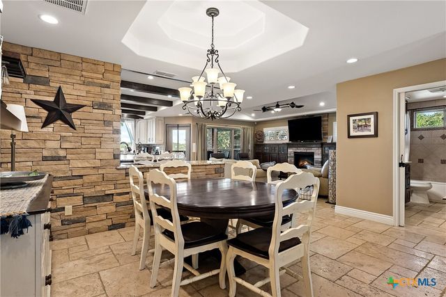 259 Oak Hideaway Drive, Canyon Lake, TX 78133