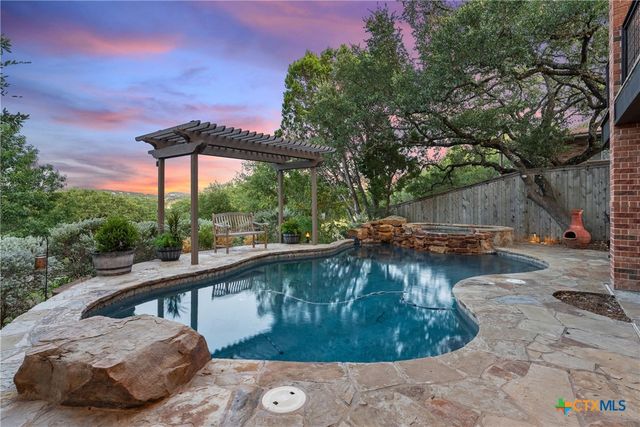 259 Oak Hideaway Drive, Canyon Lake, TX 78133