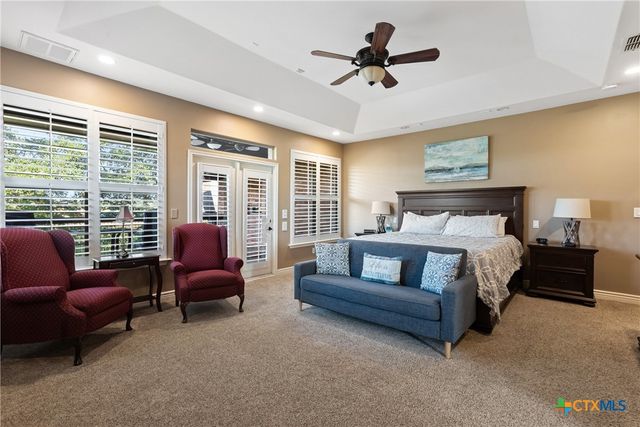 259 Oak Hideaway Drive, Canyon Lake, TX 78133