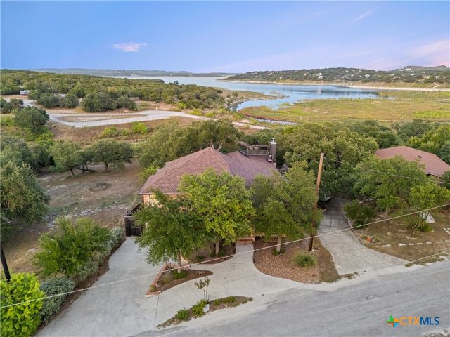 259 Oak Hideaway Drive, Canyon Lake, TX 78133