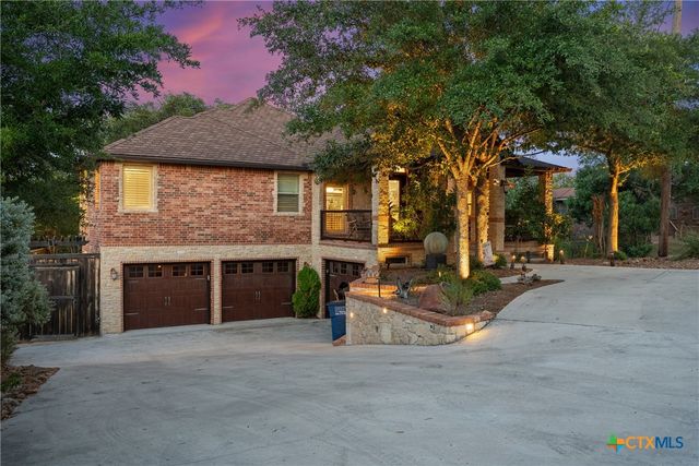 259 Oak Hideaway Drive, Canyon Lake, TX 78133