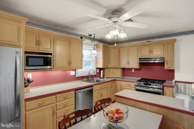 224 BELVEDERE AVE, Reading, PA 19611