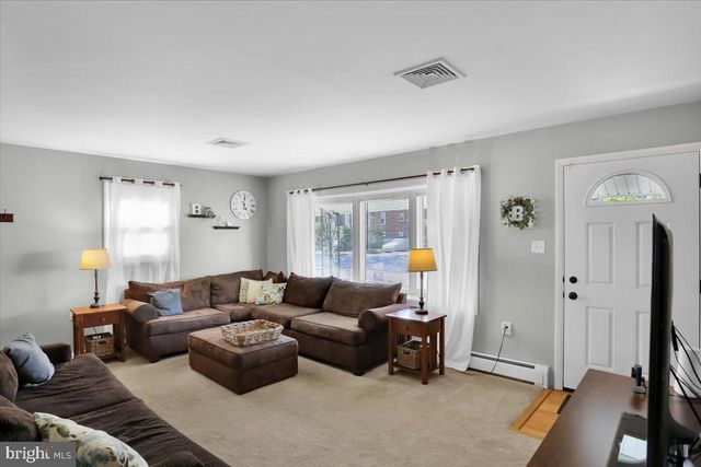 224 BELVEDERE AVE, Reading, PA 19611