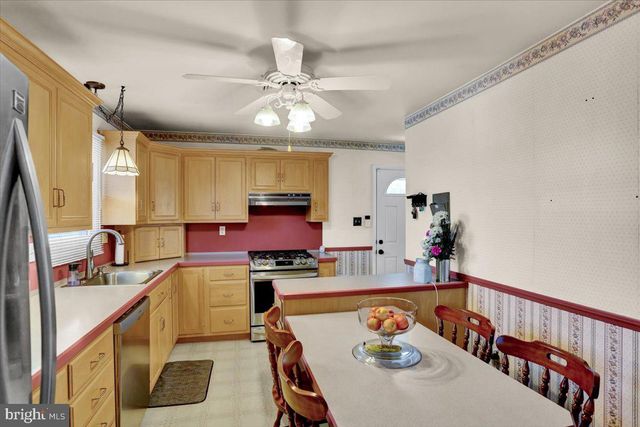 224 BELVEDERE AVE, Reading, PA 19611