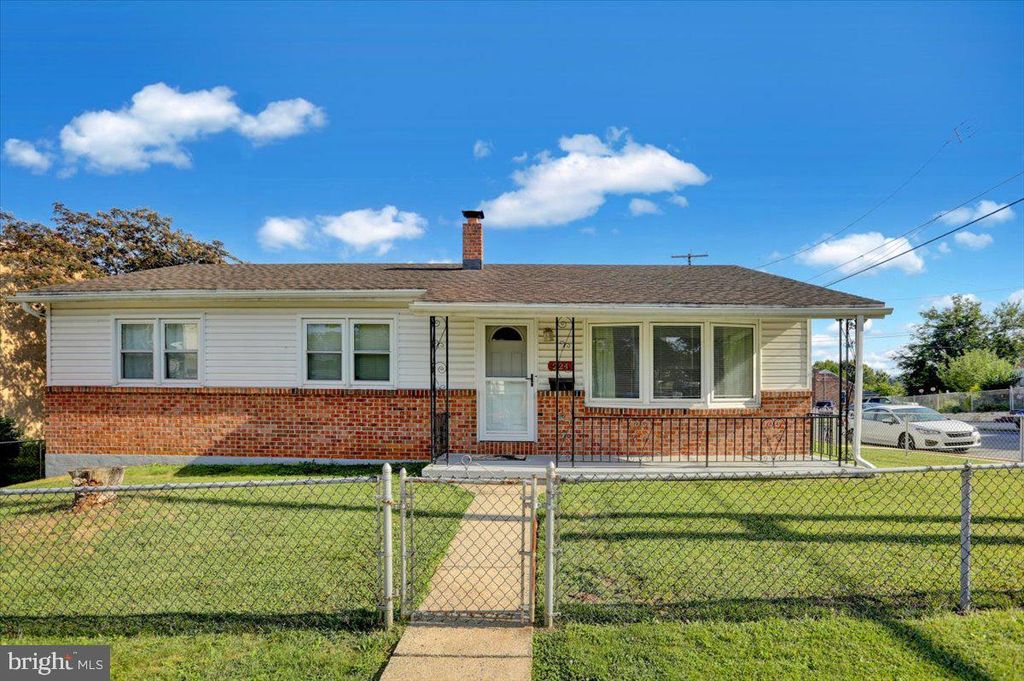 224 BELVEDERE AVE, Reading, PA 19611