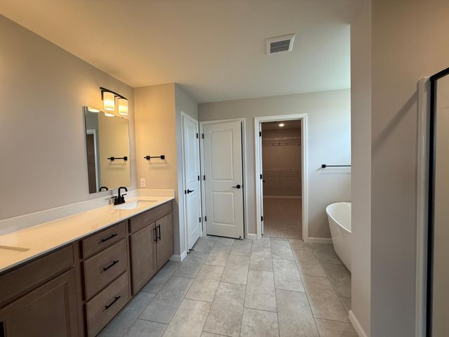15020 Ashtown Lane W, Rosemount, MN 55068