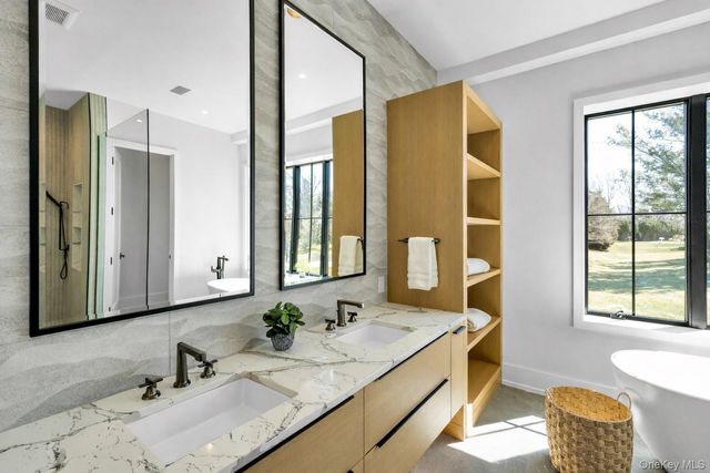 250 Osprey Nest Road, Greenport, NY 11944