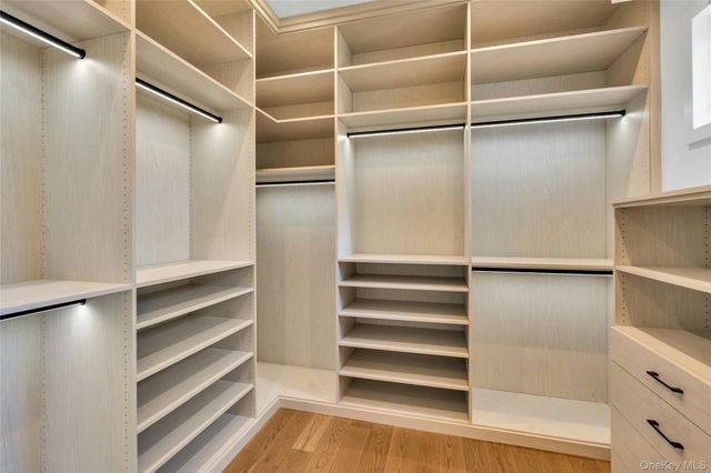 250 Osprey Nest Road, Greenport, NY 11944