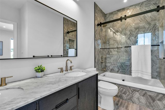 250 Osprey Nest Road, Greenport, NY 11944