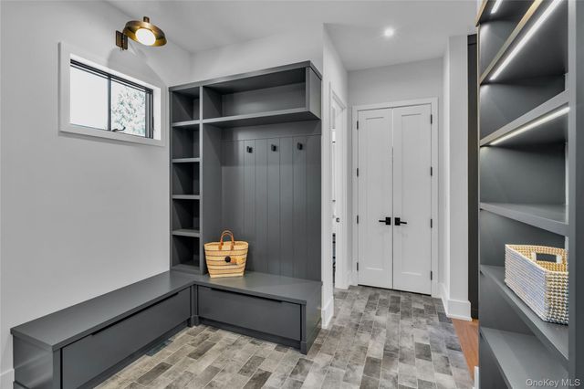 250 Osprey Nest Road, Greenport, NY 11944