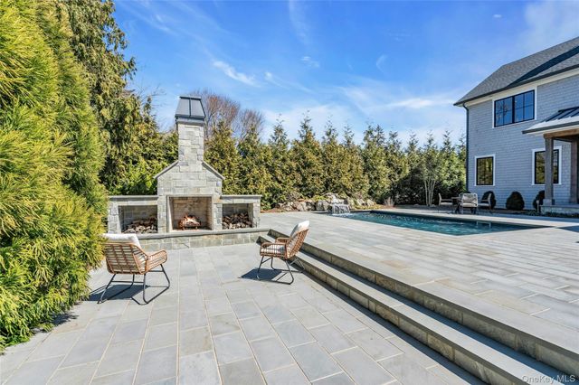 250 Osprey Nest Road, Greenport, NY 11944