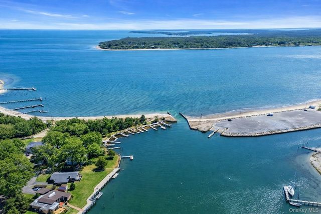 250 Osprey Nest Road, Greenport, NY 11944