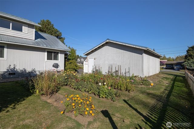 3895 Bancroft Road, Bellingham, WA 98225