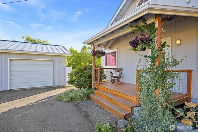 3895 Bancroft Road, Bellingham, WA 98225