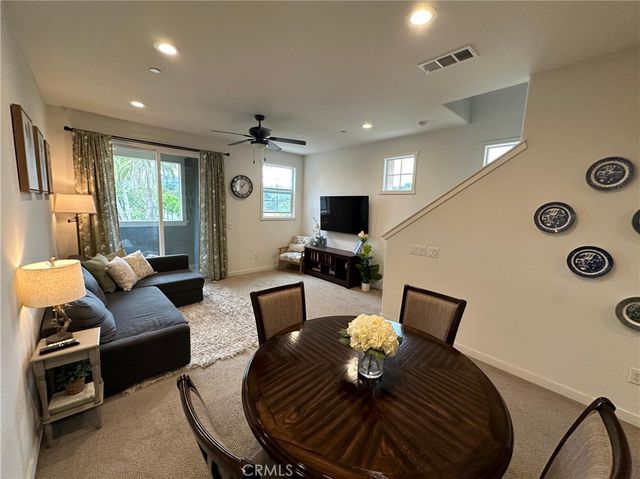 1178 Newberry Lane 5, Claremont, CA 91711